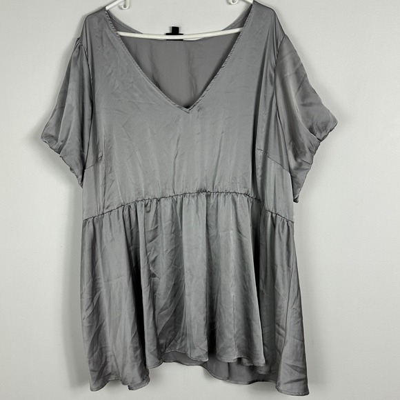 Torrid‎ Silver Satin V-Neck Puff Sleeve Short Sleeve Blouse Womens 4X Top Party - Picture 10 of 11
